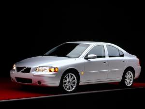 Volvo S60 2004 года